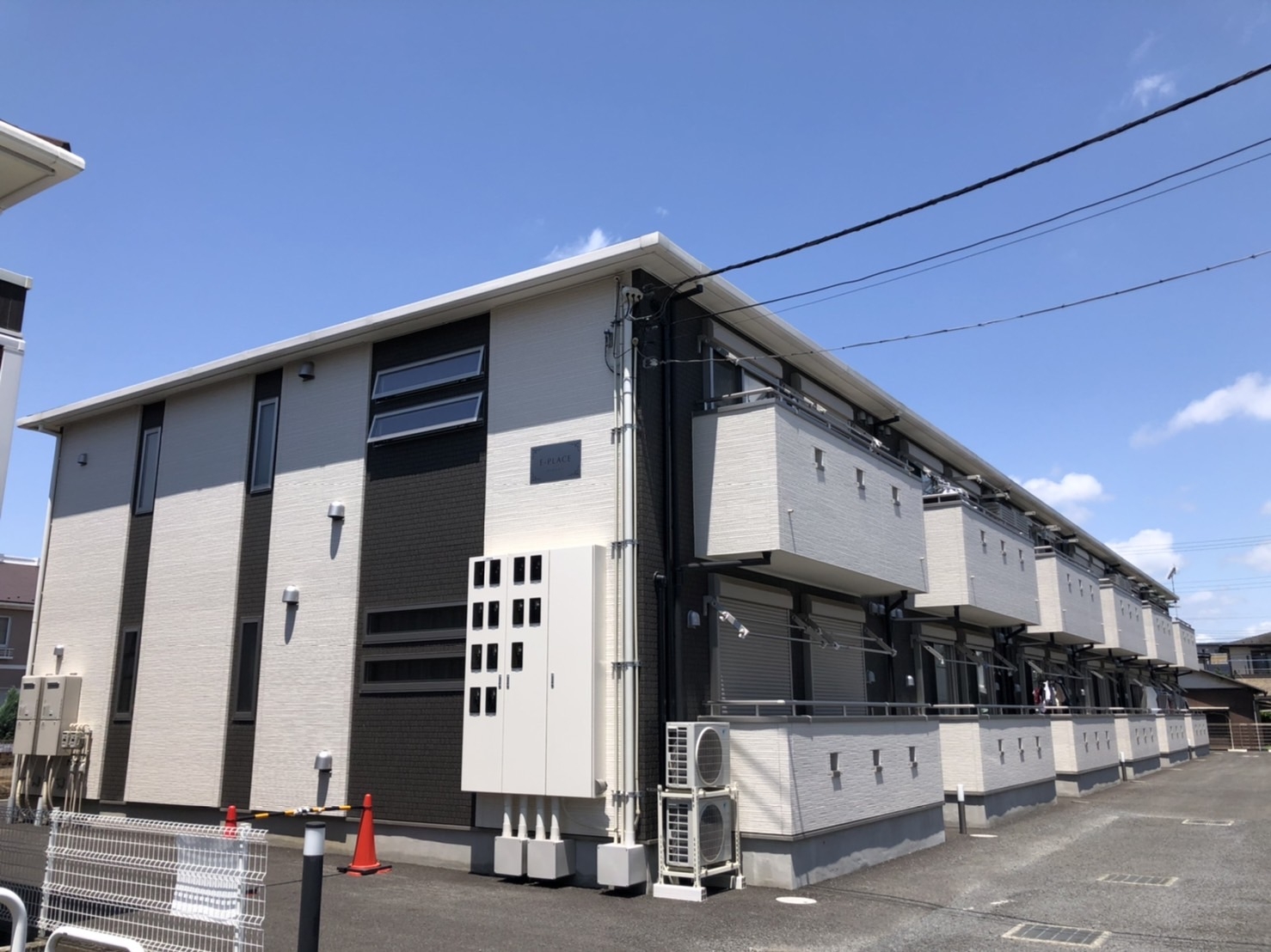 イープレイス　204号室